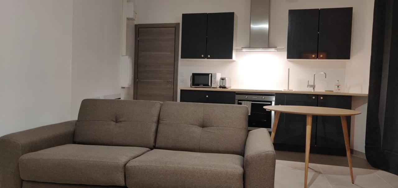 Appartement Confort Equipe Au Coeur De Beziers Exterior photo